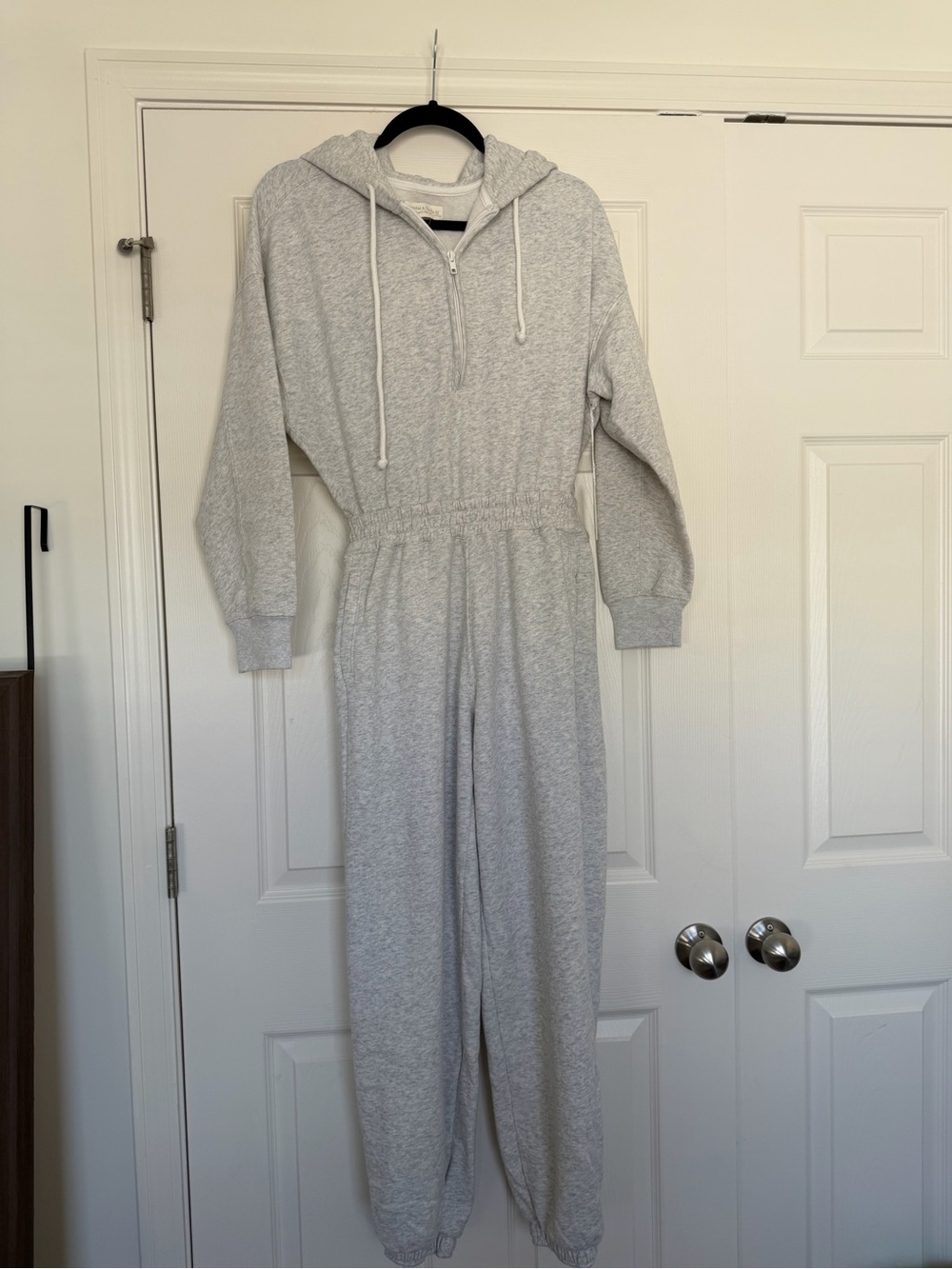 Women’s Abercrombie Soft AF Hooded Jumpsuit NWT
